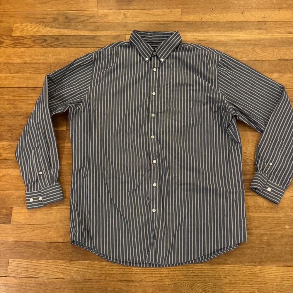 Croft & Barrow gray white oxford shirt top size XLT
b53